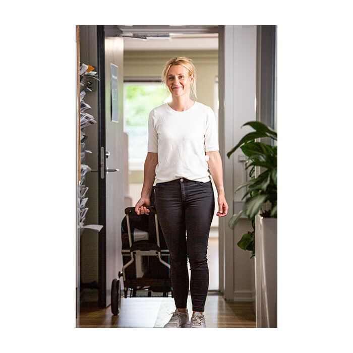 Raizer II, Battery Operated Mobile Lifting Chair