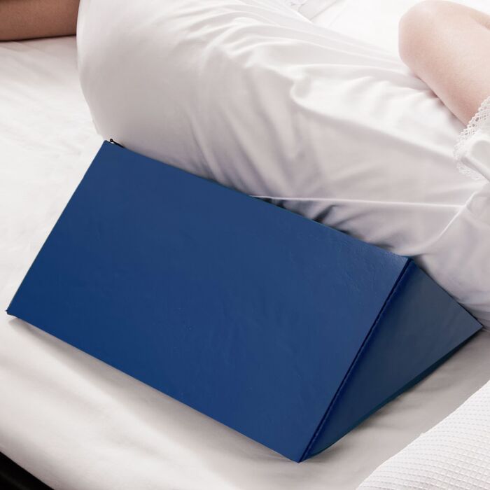 Wedge store foam bolster